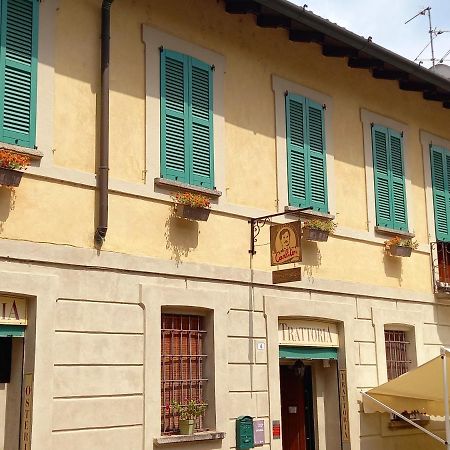 Carlito'S Trattoria Con Alloggio Vertemate Екстер'єр фото